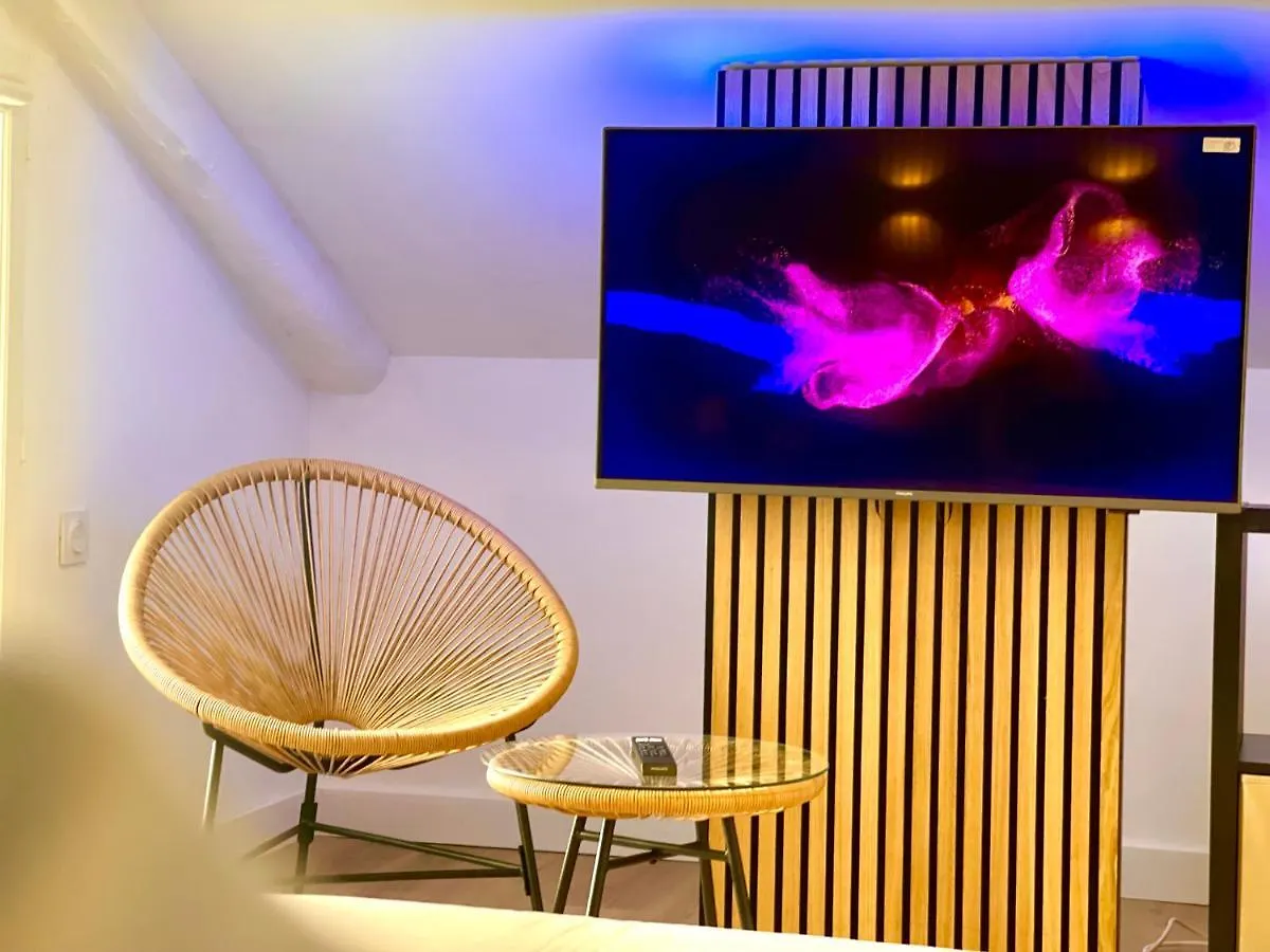 Appartement SV - l’Experience Design Duplex in Marseille