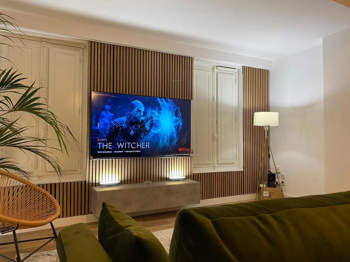 Sv - L'Experience Design Duplex In Marseille Apartment France